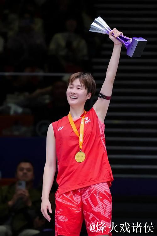 王祉怡逆转陈雨菲2-1 首获全运会羽毛球女单冠军